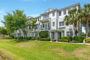 1862 NW 9th St, Boca Raton, FL 33486, Sold 10/04/21