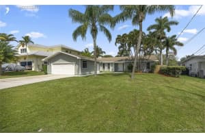 1983 SW Mockingbird Ln, Palm City, FL 34990, Sold 05/28/21