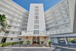 301 Lake Shore Dr, Lake Park, FL 33403, Sold 05/17/21