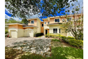 2563 Stockbridge Square SW, Vero Beach, FL 32962, Sold 04/23/21