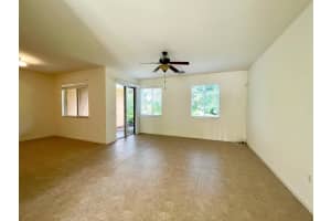 2563 Stockbridge Square SW, Vero Beach, FL 32962, Sold 04/23/21