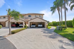 210 Captains Walk, Delray Beach, FL 33483, Sold 04/30/21