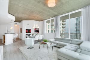 300 S Australian Ave, West Palm Beach, FL 33401, Sold 08/20/21