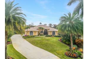 15950 Meadow Wood Dr, Wellington, FL 33414, Sold 04/30/21