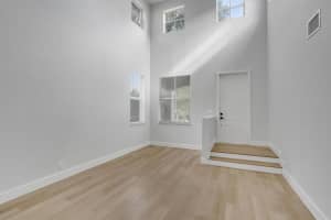 4304 S Magnolia Cir, Delray Beach, FL 33445, Sold 06/09/21