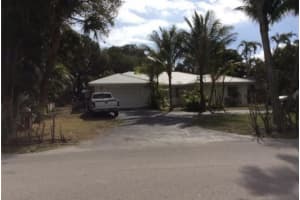 320 S Atlantic Dr, Lake Worth, FL 33462, Sold 05/11/21