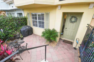 11852 Valencia Gardens Ave, Palm Beach Gardens, FL 33410, Sold 05/07/21