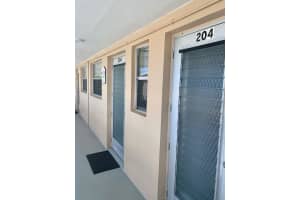 2151 NE 1st Ct, Boynton Beach, FL 33435, Sold 06/22/21