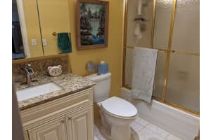 450 NW 20th St, Boca Raton, FL 33431, Sold 05/06/21