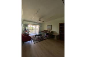 450 NW 20th St, Boca Raton, FL 33431, Sold 05/06/21