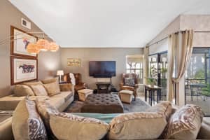 2533 Bedford Mews Dr, Wellington, FL 33414, Sold 04/23/21