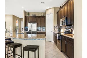 MLS# R10702337, Vero Beach, Florida 32967