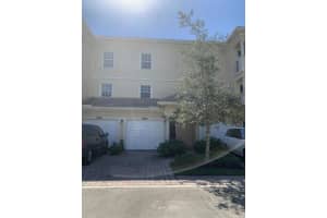 12771 SE Old Cypress Dr, Hobe Sound, FL 33455, Sold 05/11/21