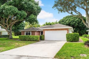 10935 Greentrail Dr S, Boynton Beach, FL 33436, Sold 06/11/21