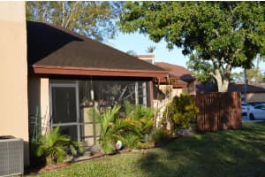 801 Lakeview Cir, Royal Palm Beach, FL 33411, Sold 05/24/21