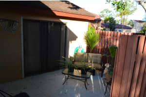 801 Lakeview Cir, Royal Palm Beach, FL 33411, Sold 05/24/21