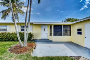 584 NW 16th Ct, Boca Raton, FL 33486, Sold 05/07/21