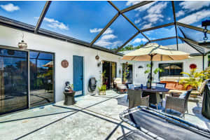 1103 Timberlane Cir, Greenacres, FL 33463, Sold 04/30/21