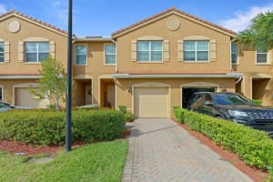 5853 Monterra Club Dr, Lake Worth, FL 33463, Sold 05/07/21