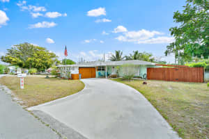 12863 SE Hobe Hills Dr, Hobe Sound, FL 33455, Sold 05/03/21