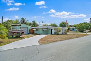 12863 SE Hobe Hills Dr, Hobe Sound, FL 33455, Sold 05/03/21