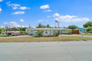 12863 SE Hobe Hills Dr, Hobe Sound, FL 33455, Sold 05/03/21