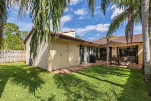 6353 Lantana Pines Dr, Lake Worth, FL 33462, Sold 05/14/21