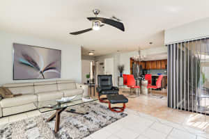 6353 Lantana Pines Dr, Lake Worth, FL 33462, Sold 05/14/21