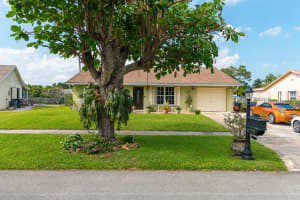 4729 Poseidon Pl, Lake Worth, FL 33463, Sold 06/01/21