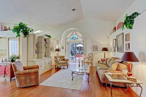 400 Woodview Cir, Palm Beach Gardens, FL 33418, Sold 05/28/21