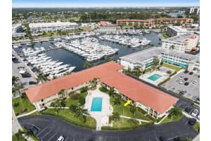 45 Yacht Club Dr, North Palm Beach, FL 33408, Sold 05/25/21