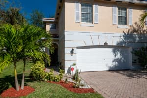 4492 Thornwood Cir, West Palm Beach, FL 33418, Sold 05/21/21
