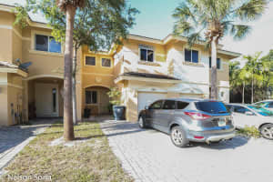 4339 Cotswold Hills Dr, Lake Worth, FL 33461, Sold 05/05/21