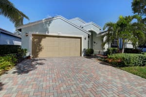 2215 Soundings Ct, Greenacres, FL 33413, Sold 05/14/21