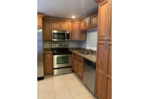 8820 Royal Palm Blvd, Coral Springs, FL 33065, Sold 04/01/21