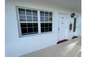 2050 NE 39th St, Lighthouse Point, FL 33064, Sold 05/17/21