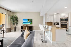 200 E Palmetto Park Rd, Boca Raton, FL 33432, Sold 07/01/21