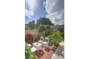 1586 Royal Forest Ct, West Palm Beach, FL 33406, Sold 05/04/21