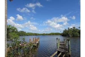 674 SE Hidden River Dr, Port St. Lucie, FL 34983, Sold 06/15/21