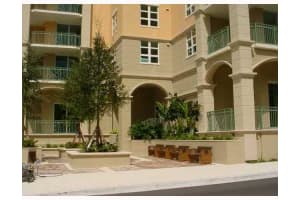 403 S Sapodilla Ave, West Palm Beach, FL 33401, Sold 05/11/21