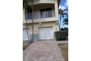 1717 Carvelle Dr, Riviera Beach, FL 33404, Sold 07/21/21