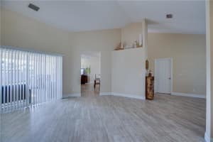 MLS# R10704048, Vero Beach, Florida 32968