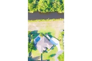 305 39th Ct SW, Vero Beach, FL 32968, Sold 06/04/21