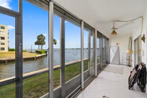 106 Waterway Dr S, Lantana, FL 33462, Sold 05/11/21