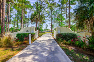 2858 Palm Deer Dr, Loxahatchee, FL 33470, Sold 10/29/21