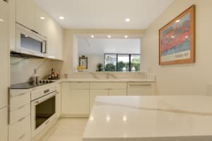 2150 Ibis Isle Rd, Palm Beach, FL 33480, Sold 07/01/21