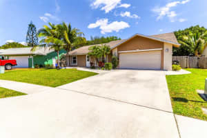 6090 Serene Run, Lake Worth, FL 33467, Sold 05/13/21