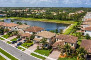 8931 Gulf Run Way, Lake Worth, FL 33467, Sold 06/25/21