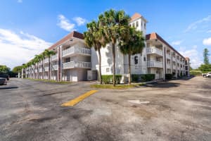 400 SE 10th St, Deerfield Beach, FL 33441, Sold 09/10/21