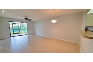 1201 SE Parkview Pl APT G2, Stuart, FL 34994, Sold 05/03/21